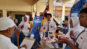 5 Tim KTI dari SMAN 10 Surabaya hari ini melaksanakan simulasi penjurian dalam rangka event ISIF Bali yang akan dilaksanakan besuk tanggal 7 November